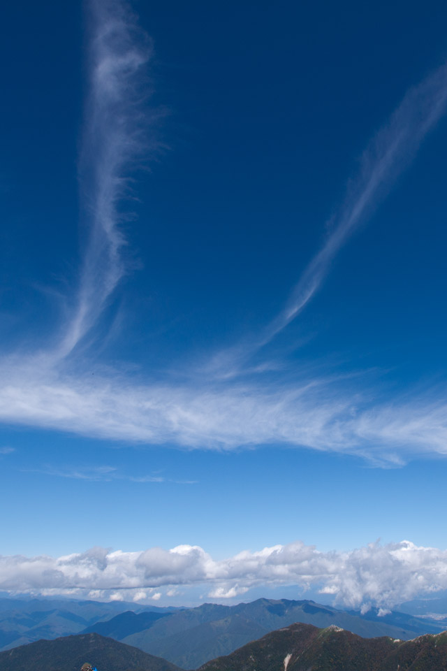 秋の空 秋の雲 スマートフォン用 待受け 壁紙 640 960 Iphone向け